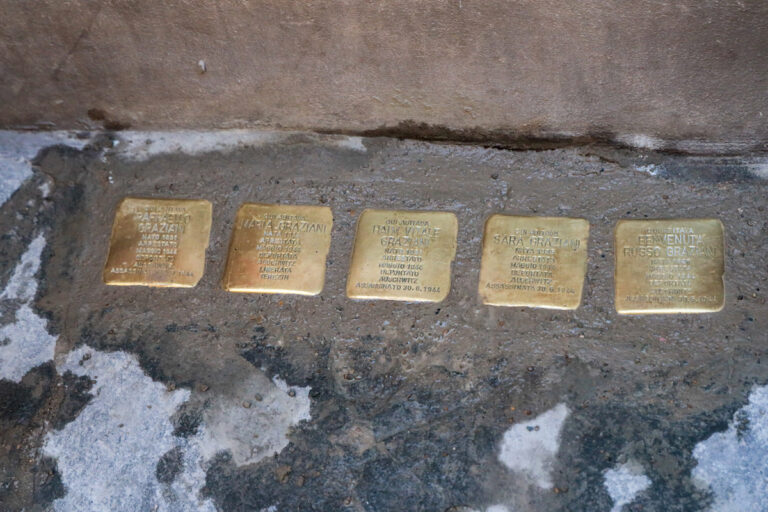 In città arrivano undici nuove pietre di inciampo