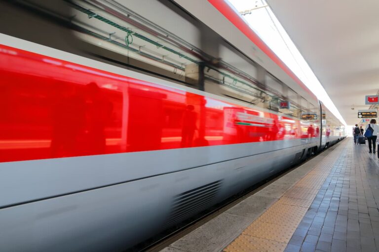 Lavori Ponte al Pino, modifiche alla circolazione di treni e bus