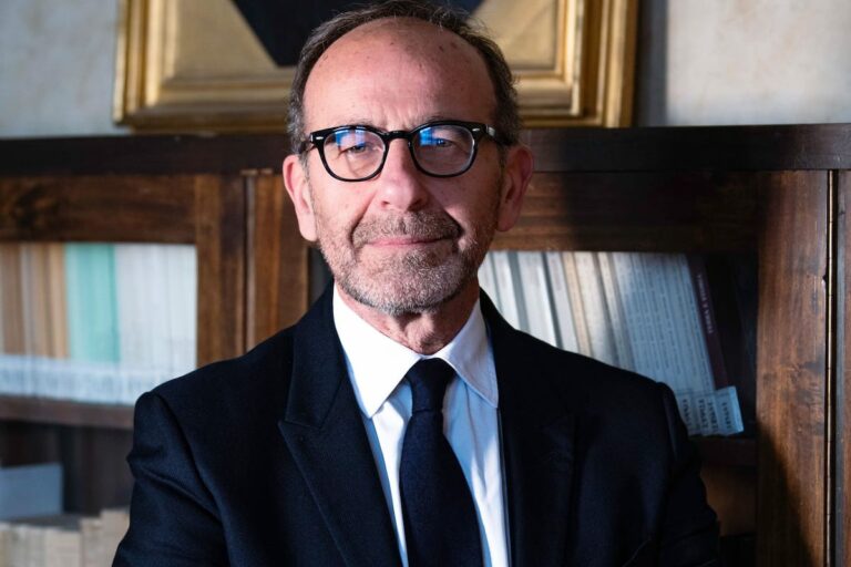 Premio Montale Fuori di Casa 2026, la sezione “Montale Senatore” a Riccardo Nencini