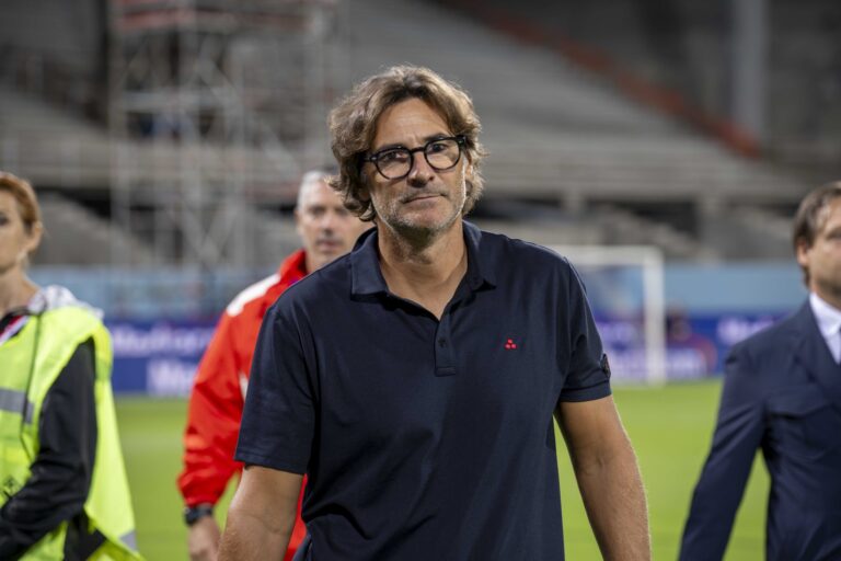 Tra pali, traverse e miracoli la Fiorentina pareggia col Napoli