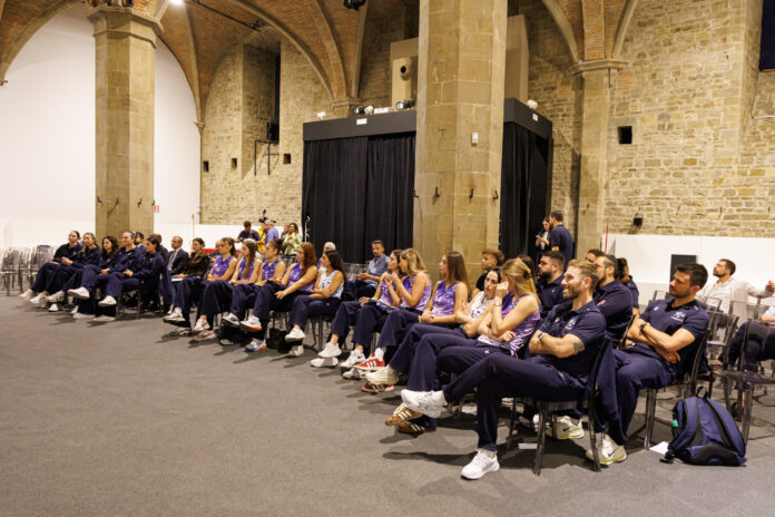 Firenze, 08-10-2026. Presentazione Il Bisonte Firenze da Menchetti in Piazza del Grano Lorenzo Innocenti/Foto Nucci