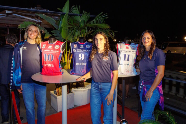 Savino Del Bene Volley, presentata la stagione 2026/27: squadra e nuove maglie svelate alla Loggia di Piazzale Michelangelo